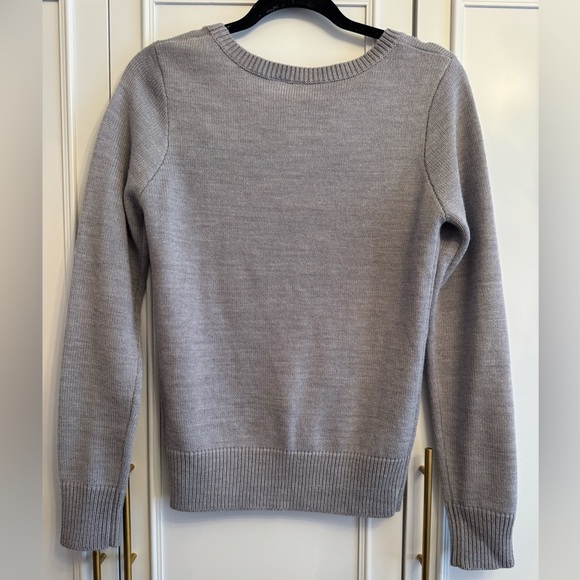 Disney Gray Sweater with Mickey and Minnie H&M Divided sz 8 - Picture 2 of 7